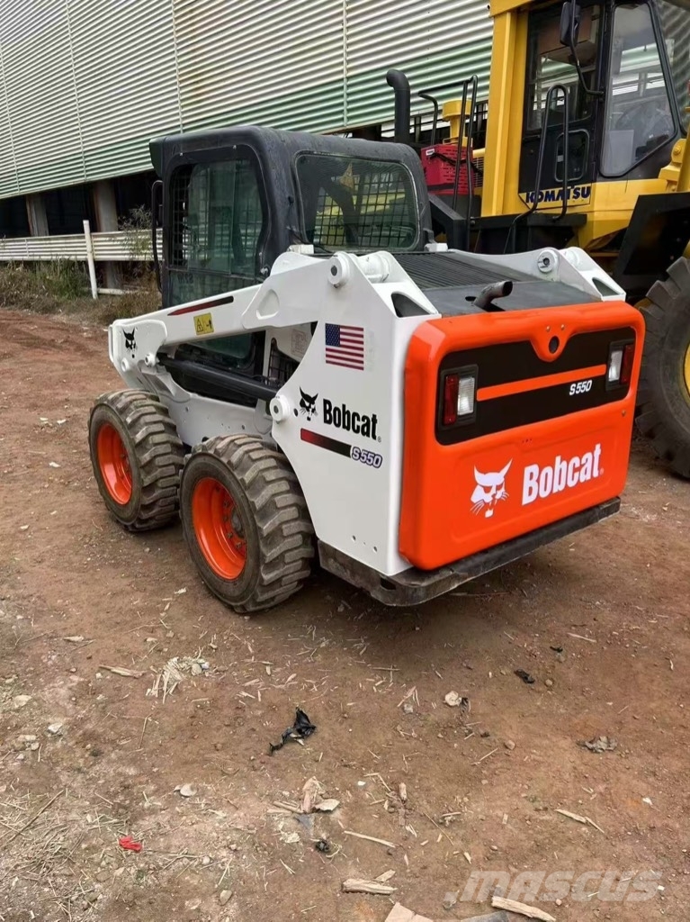 Bobcat S 550 Liukuohjatut kuormaajat