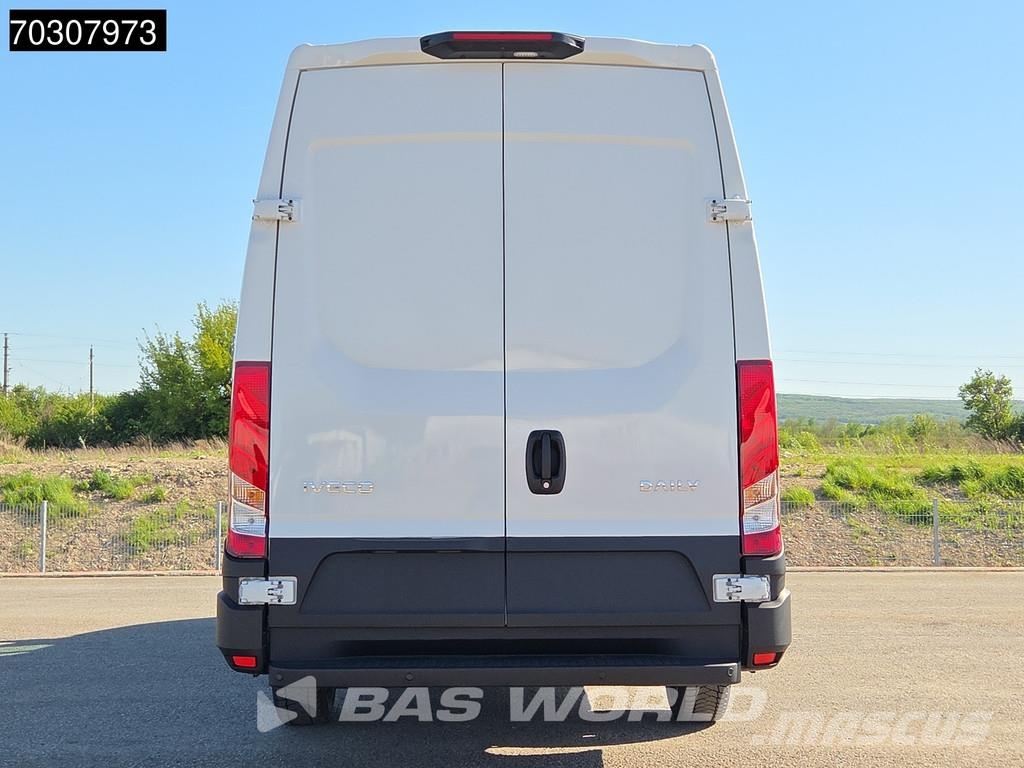Iveco Daily 35S18 Neu! 3.0L Automatik 180PS L2H2 ACC Kli Furgonetas /Furgón