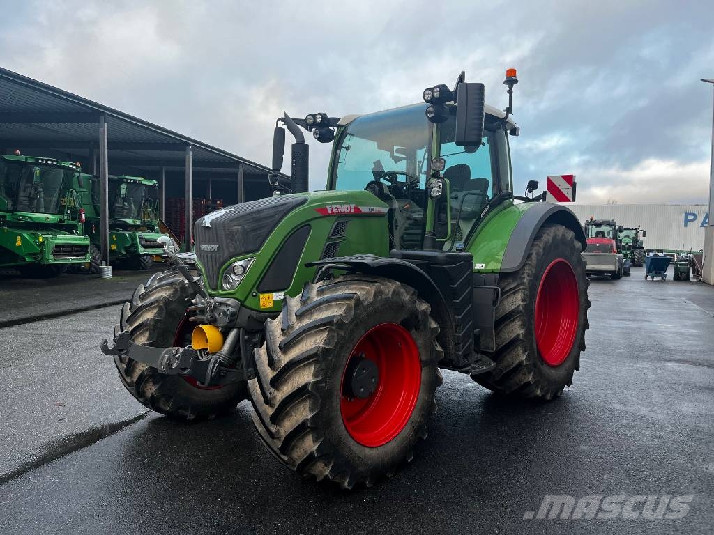 Fendt Traktor 724 Vario Трактори