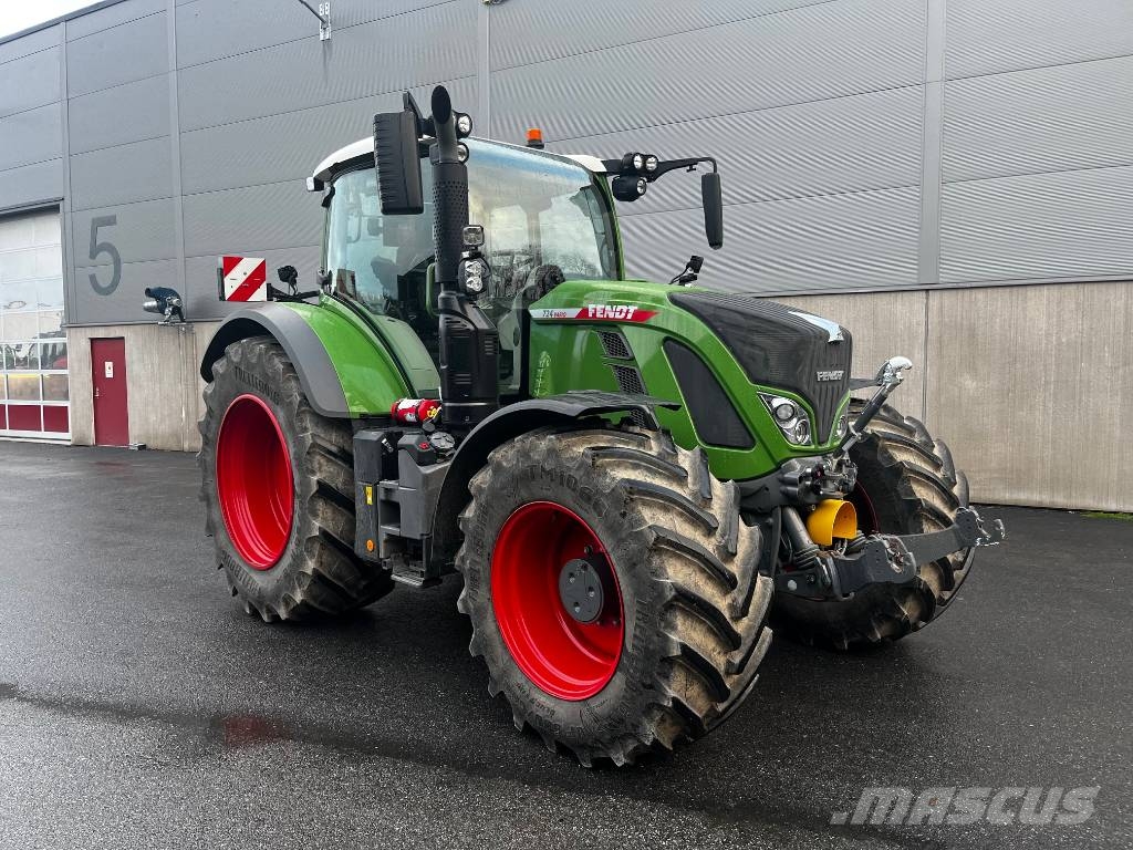 Fendt Traktor 724 Vario Трактори