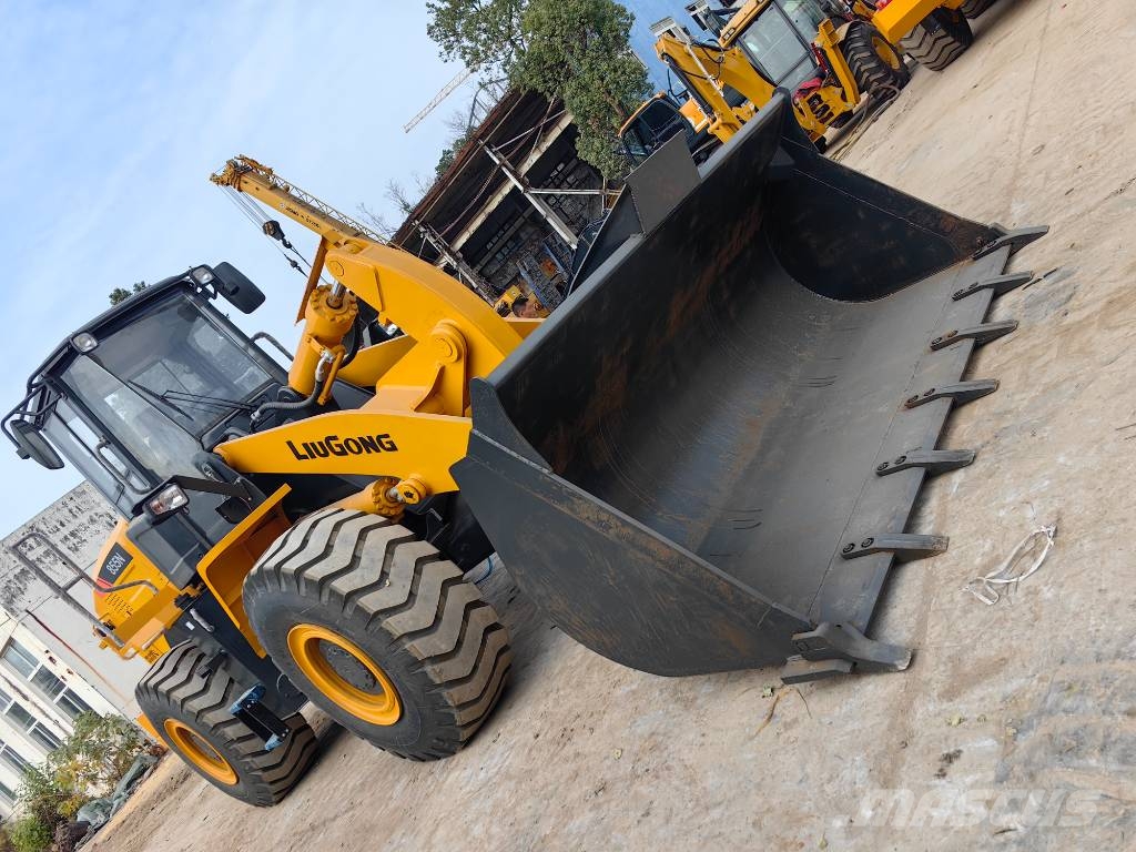 LiuGong 855 N with Powerful Engine in Stock on Sale Фронтальні навантажувачі