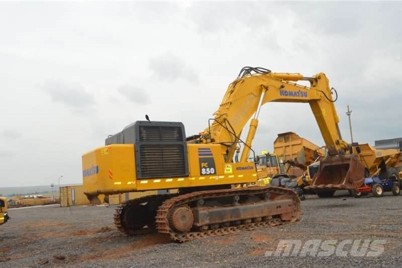 Komatsu PC850-5 小型挖掘机