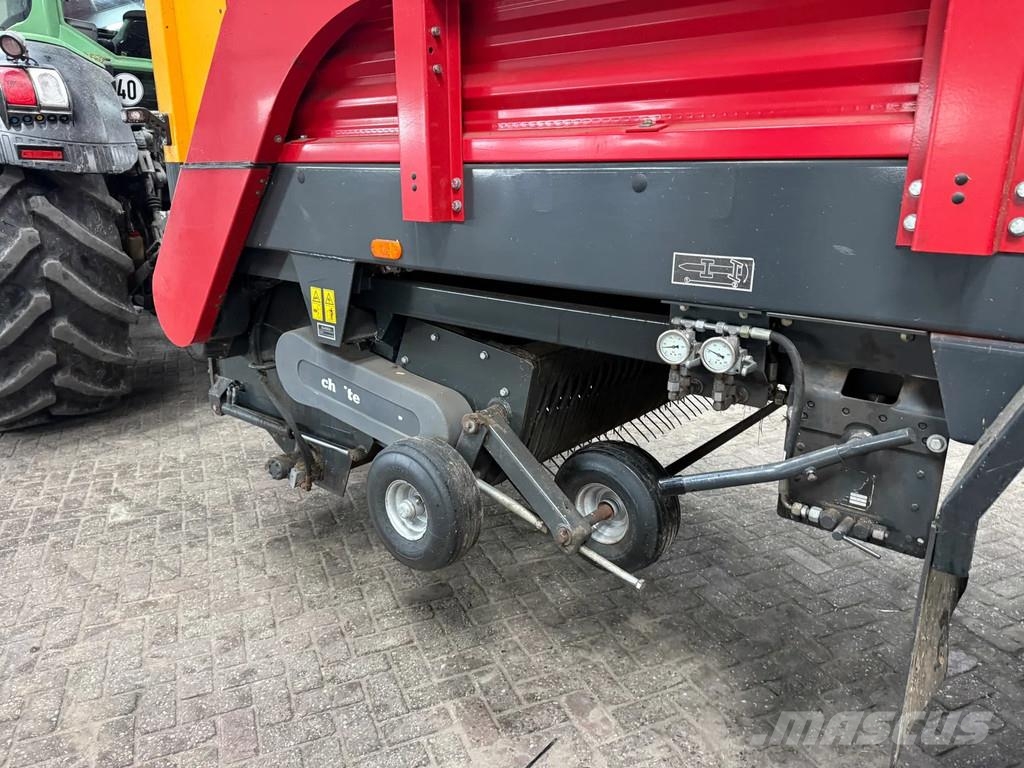 Schuitemaker RAPIDE 6600 2x!! Rapide 6600 W opraapwagen rotor i Samojízdné sekačky
