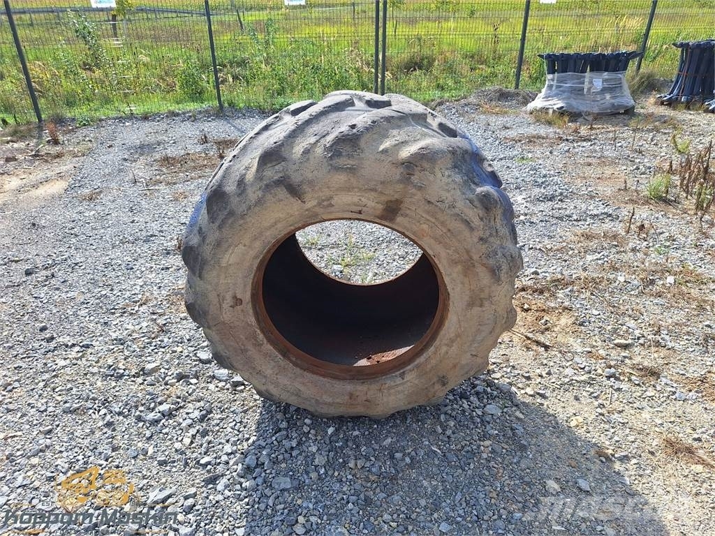 Alliance Forestar 344 710/40x24,5 Tyres, wheels and rims