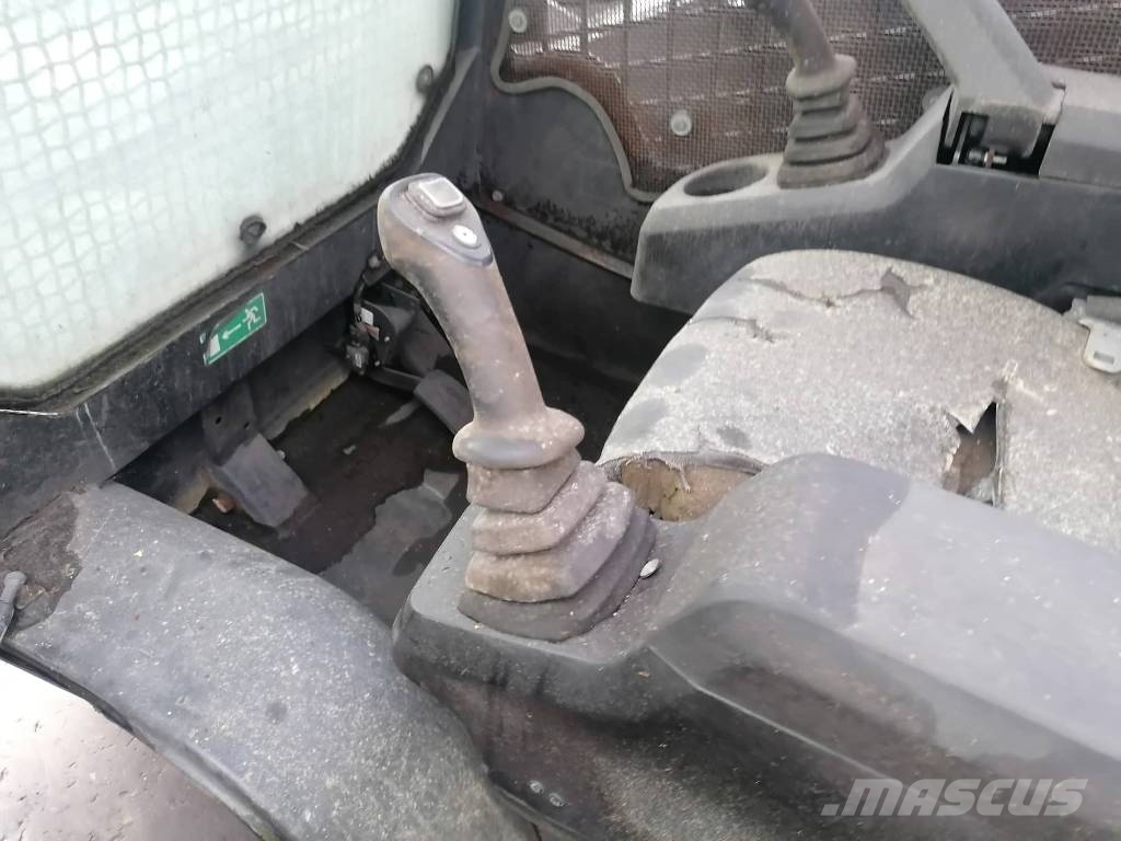 JCB 225 Eco 2009r. parts Iekrāvēji uz riteņiem
