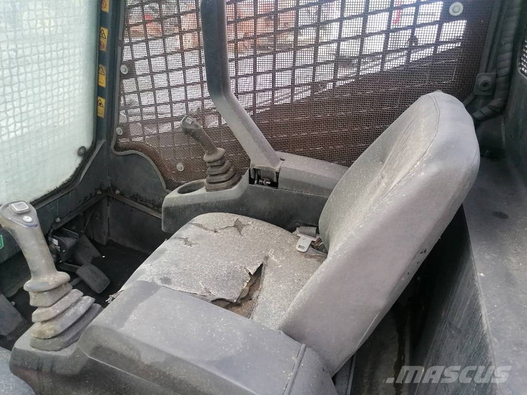 JCB 225 Eco 2009r. parts Iekrāvēji uz riteņiem
