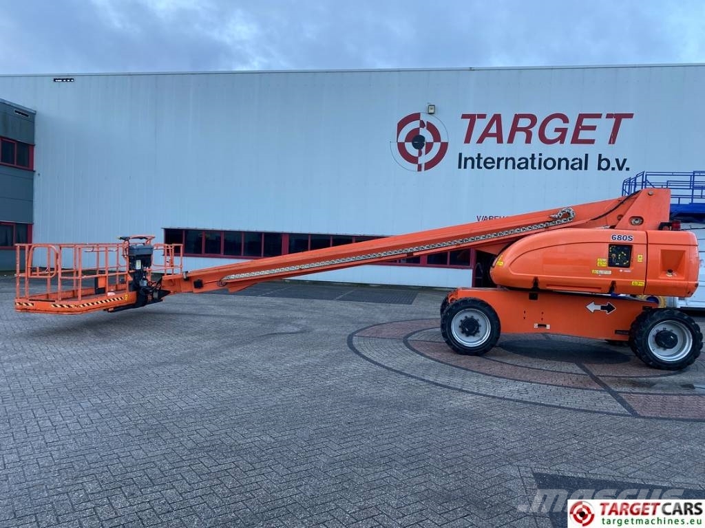 JLG 680S Telescopic 4x4 Diesel Boom Work Lift 2273cm Telescoophoogwerkers
