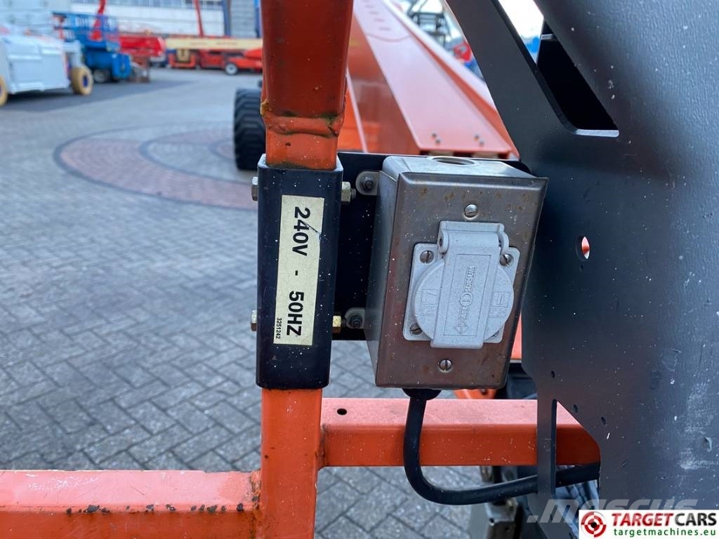 JLG 680S Telescopic 4x4 Diesel Boom Work Lift 2273cm Telescoophoogwerkers