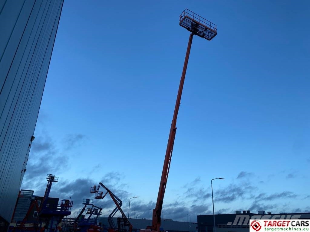 JLG 680S Telescopic 4x4 Diesel Boom Work Lift 2273cm Telescoophoogwerkers