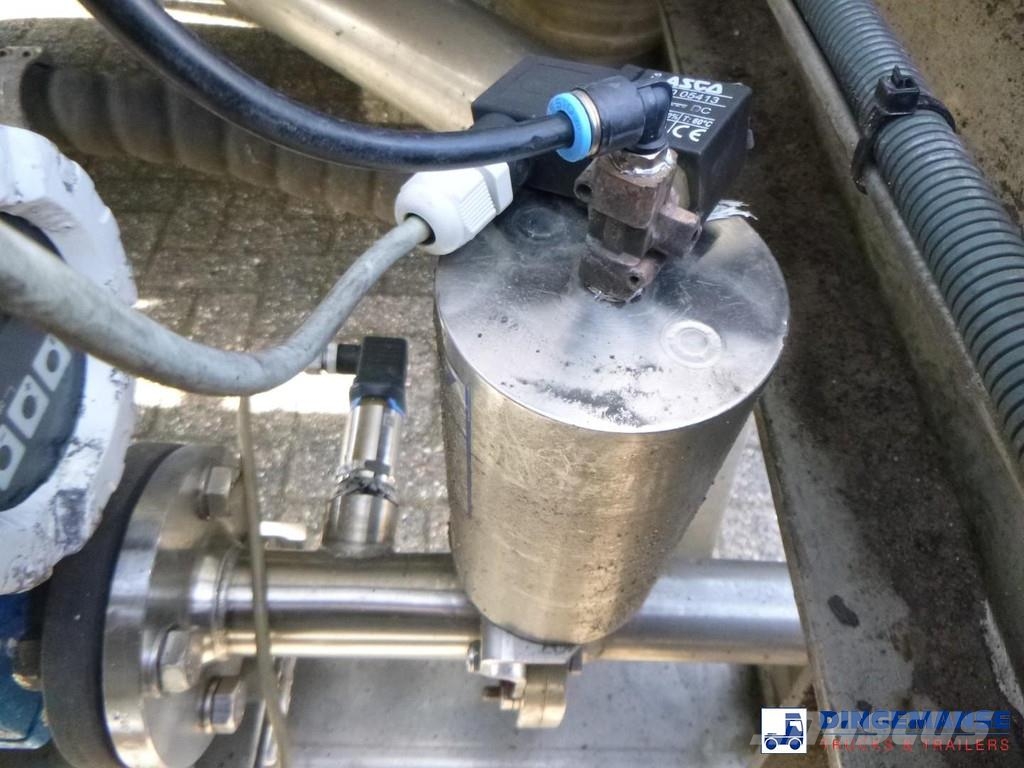Fluid Chemical tank inox 37.5 m3 / 1 comp ( AdBlue Ημιρυμούλκες βυτίων