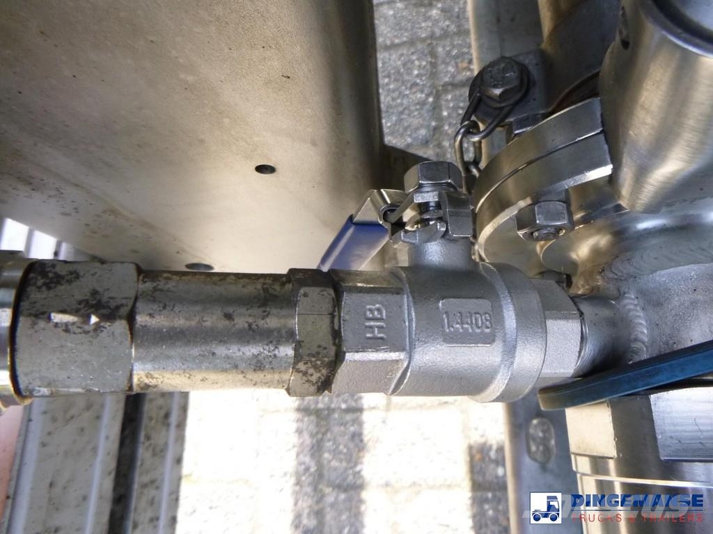 Fluid Chemical tank inox 37.5 m3 / 1 comp ( AdBlue Ημιρυμούλκες βυτίων