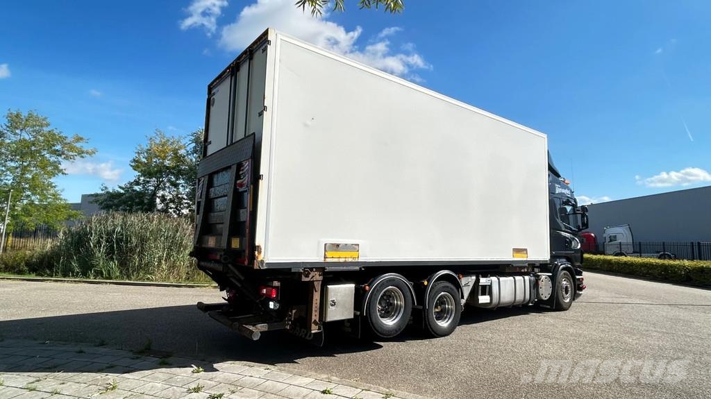 Scania R560 V8 Full air | Retarder | BDF system | Box | s شاحنات ذات هيكل صندوقي
