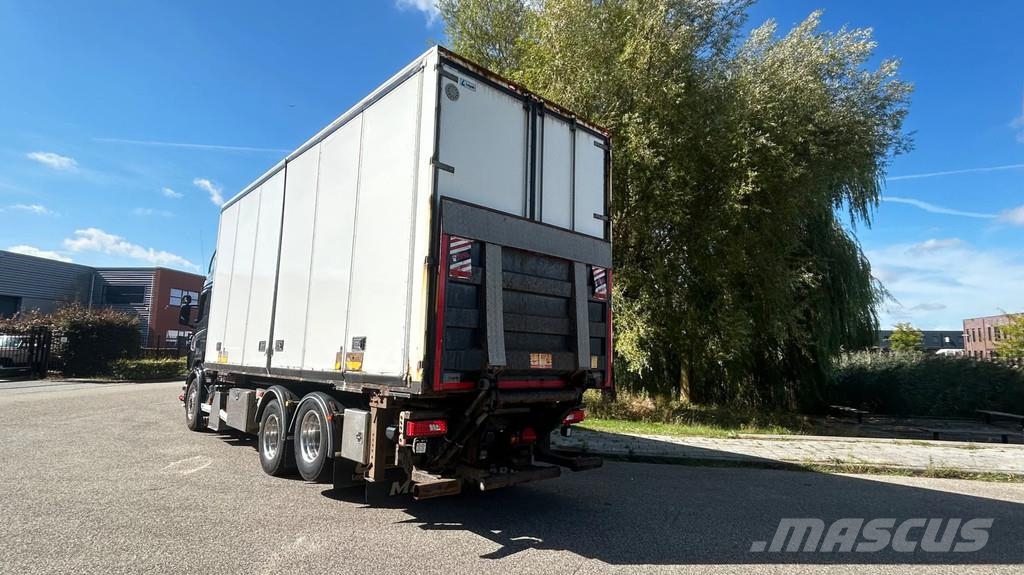 Scania R560 V8 Full air | Retarder | BDF system | Box | s شاحنات ذات هيكل صندوقي