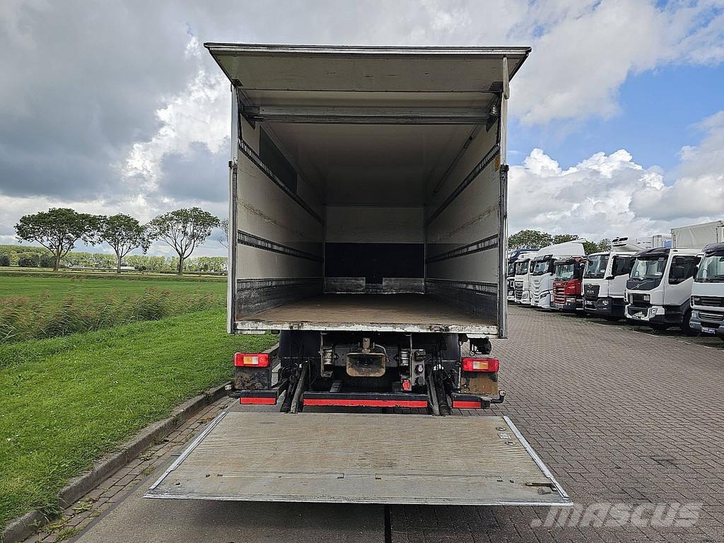 Volvo FM 410 貨箱式卡車