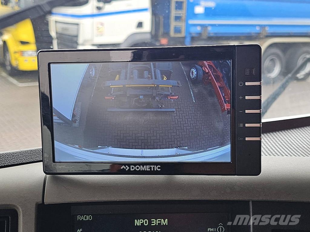 Volvo FM 410 貨箱式卡車
