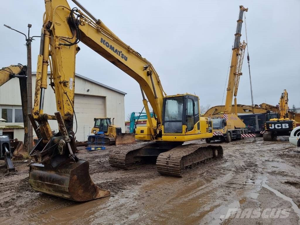Komatsu PC 210-8 حفارات زحافة