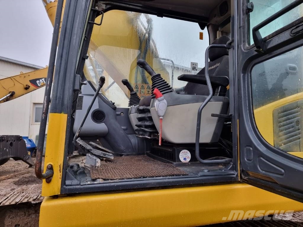 Komatsu PC 210-8 حفارات زحافة