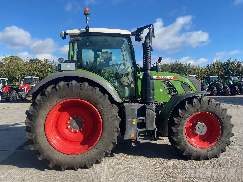 Fendt 718 Tratores Agrícolas usados