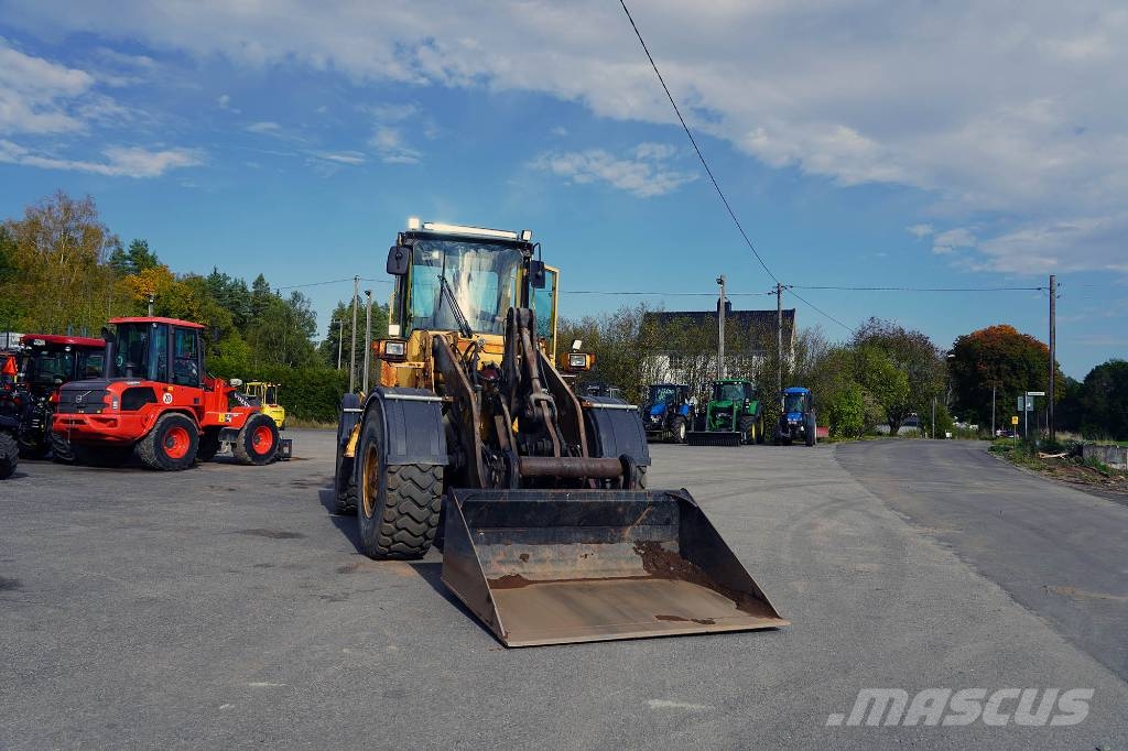PAKETDEAL - VOLVO L90C HJULLASTARE Incarcator pe pneuri