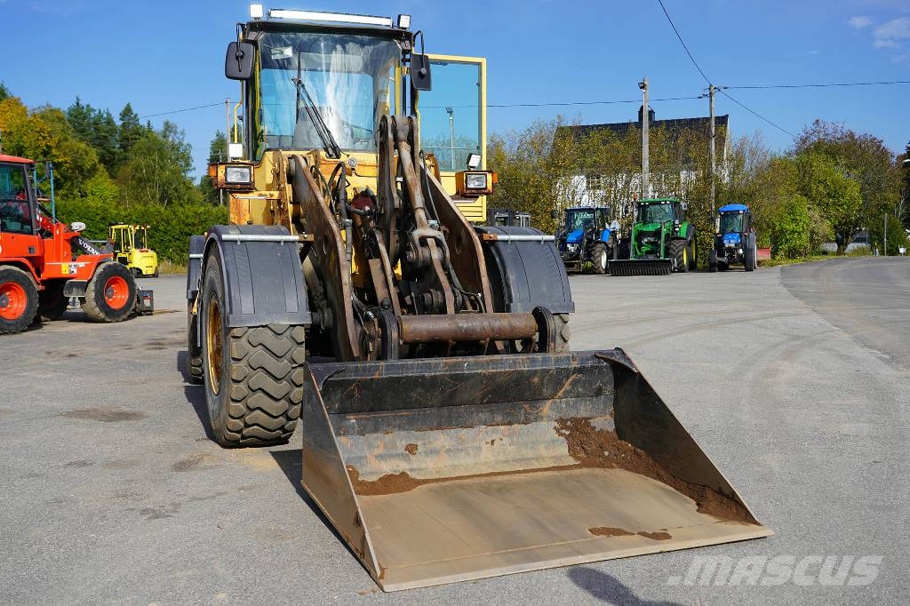 PAKETDEAL - VOLVO L90C HJULLASTARE Incarcator pe pneuri