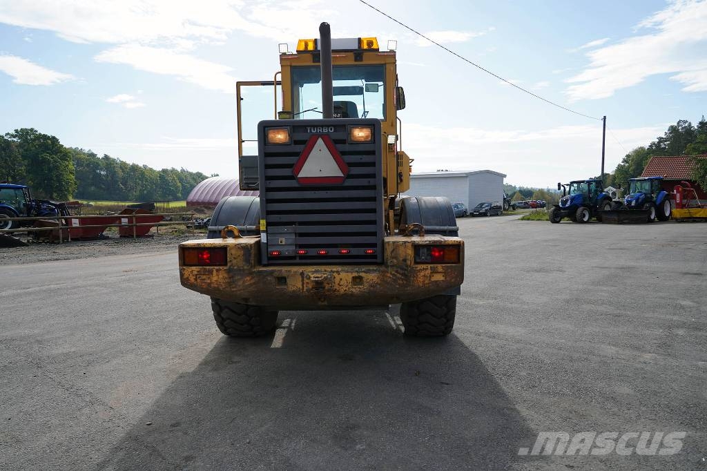 PAKETDEAL - VOLVO L90C HJULLASTARE Incarcator pe pneuri
