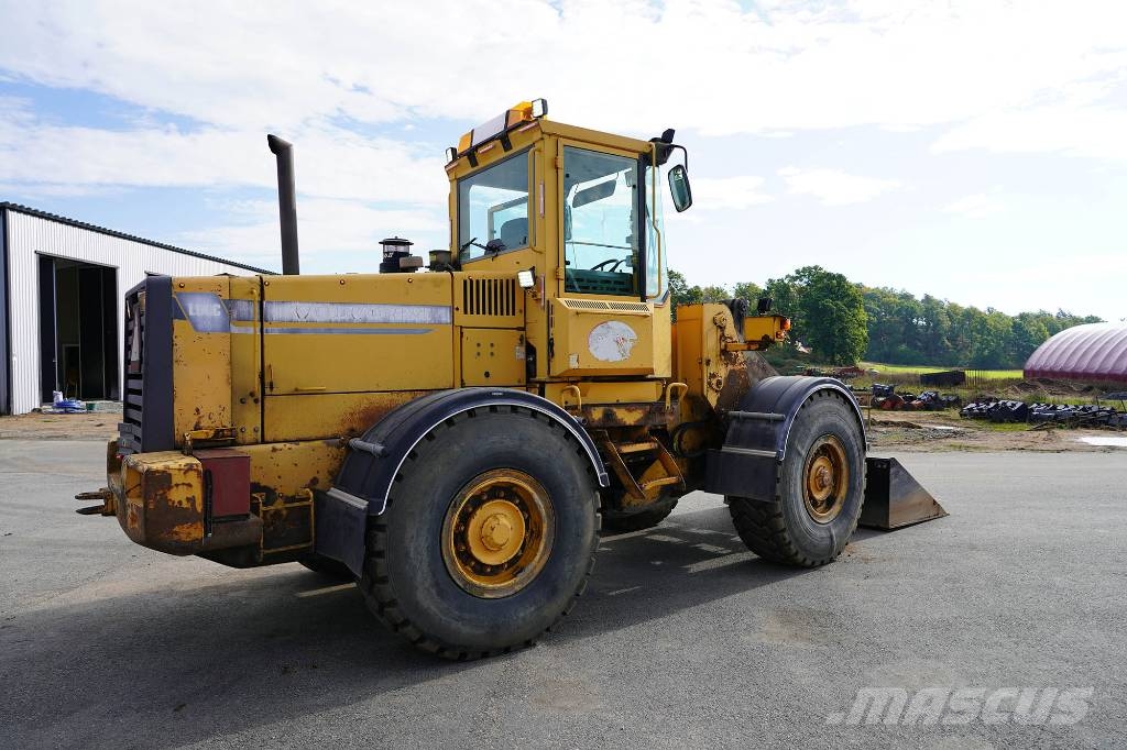 PAKETDEAL - VOLVO L90C HJULLASTARE Incarcator pe pneuri