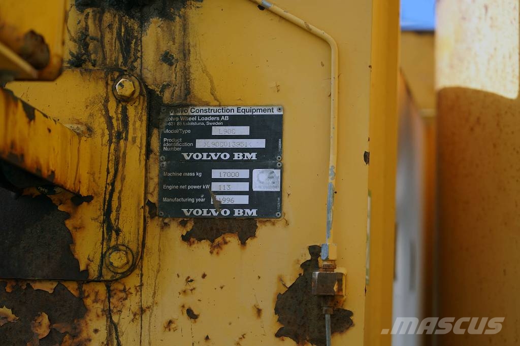 PAKETDEAL - VOLVO L90C HJULLASTARE Incarcator pe pneuri