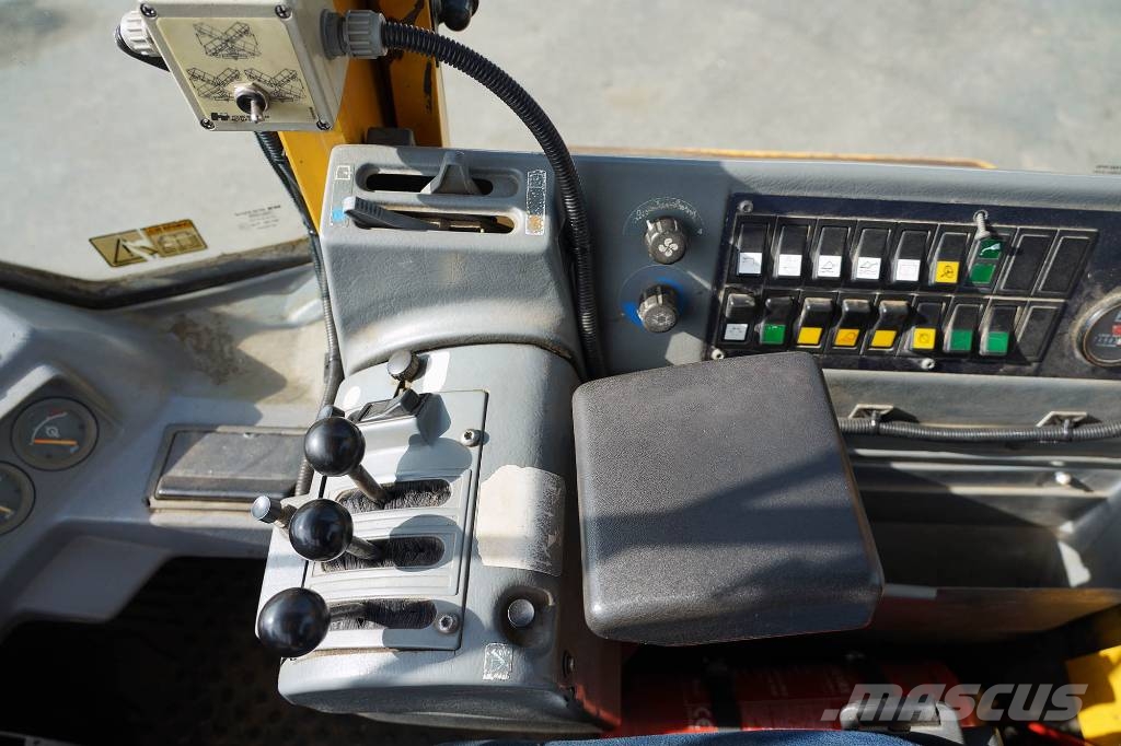 PAKETDEAL - VOLVO L90C HJULLASTARE Incarcator pe pneuri