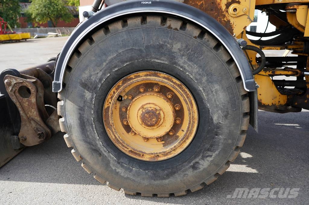 PAKETDEAL - VOLVO L90C HJULLASTARE Incarcator pe pneuri