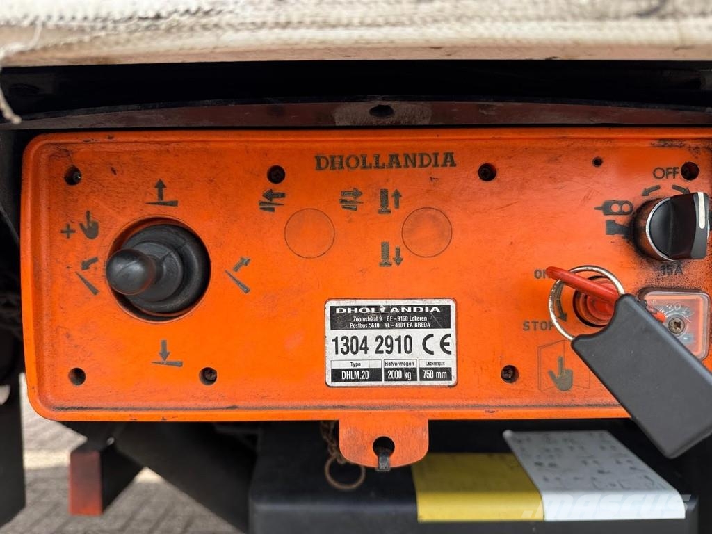 Mercedes-Benz Antos 1824, Tautliner, PTO preparation, Taillift شاحنات بغطاء جانبي