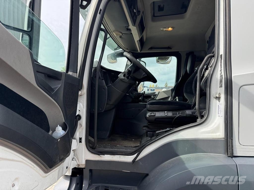 Mercedes-Benz Antos 1824, Tautliner, PTO preparation, Taillift شاحنات بغطاء جانبي