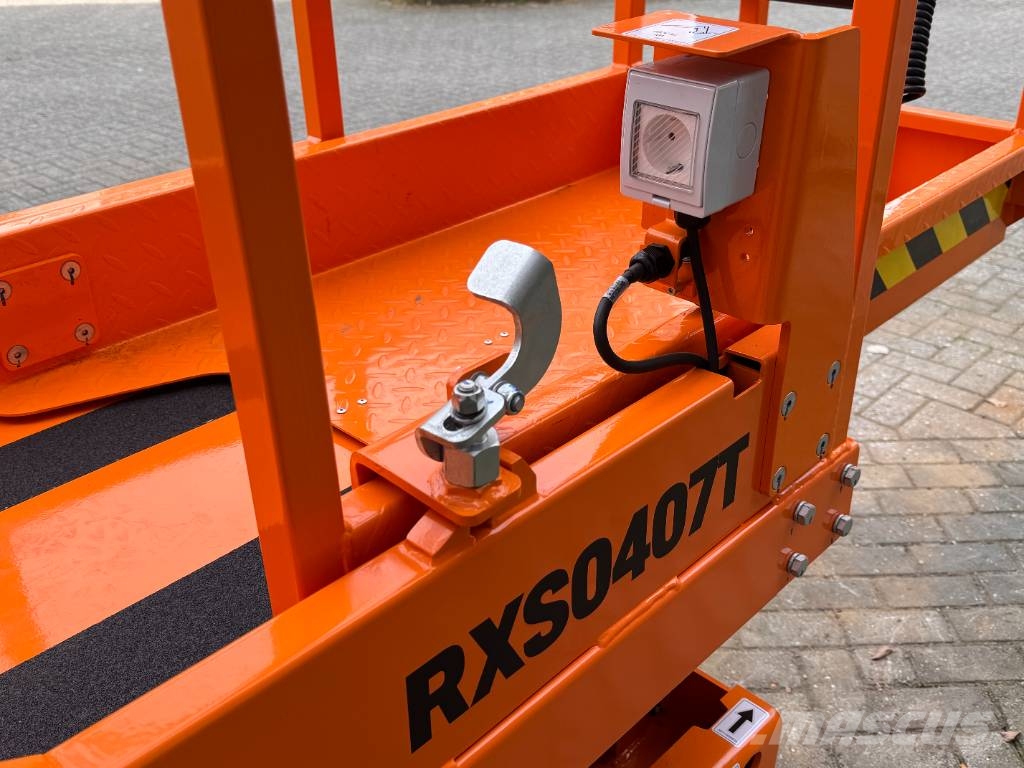Rhinox RXS0407T (AKTIEPRIJS) Schaarhoogwerkers