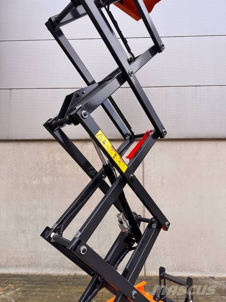 Rhinox RXS0407T (AKTIEPRIJS) Schaarhoogwerkers