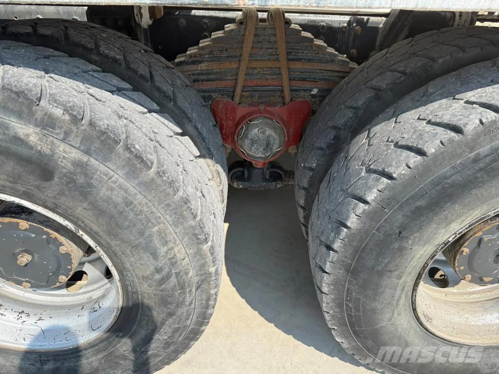Iveco Trakker 410T45 Wechsel BETON + KIPPER 40Ton 8x4 Lastbiler med tip