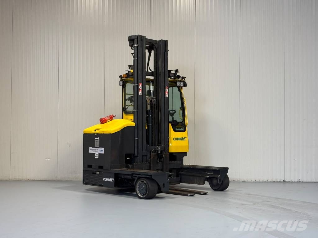 Combilift C3000ET Viličari sa 4-stranskim dohvatom