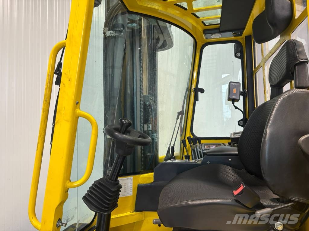 Combilift C3000ET Viličari sa 4-stranskim dohvatom