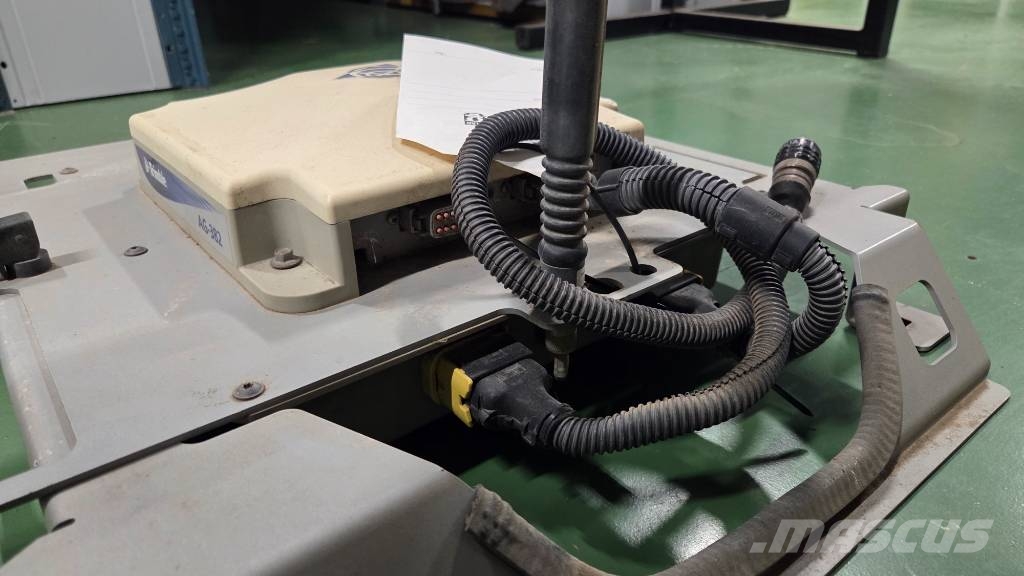 Trimble AG-382 GPS RTK GPS