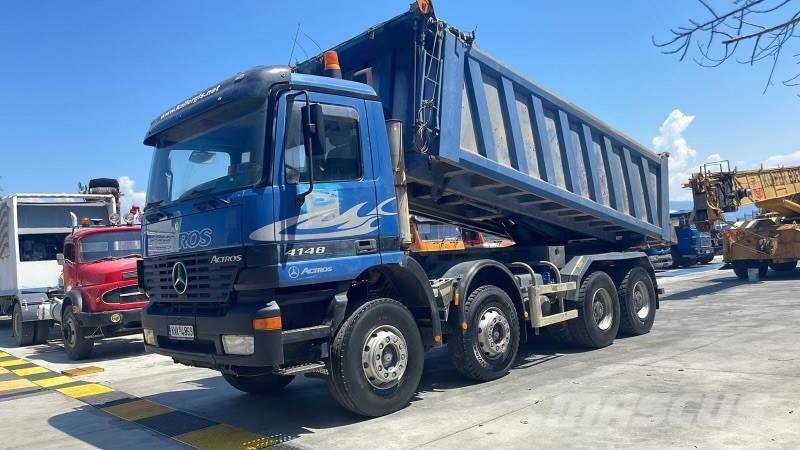 Mercedes-Benz 4148K 8X4 Kipper