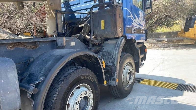 Mercedes-Benz 4148K 8X4 Kipper