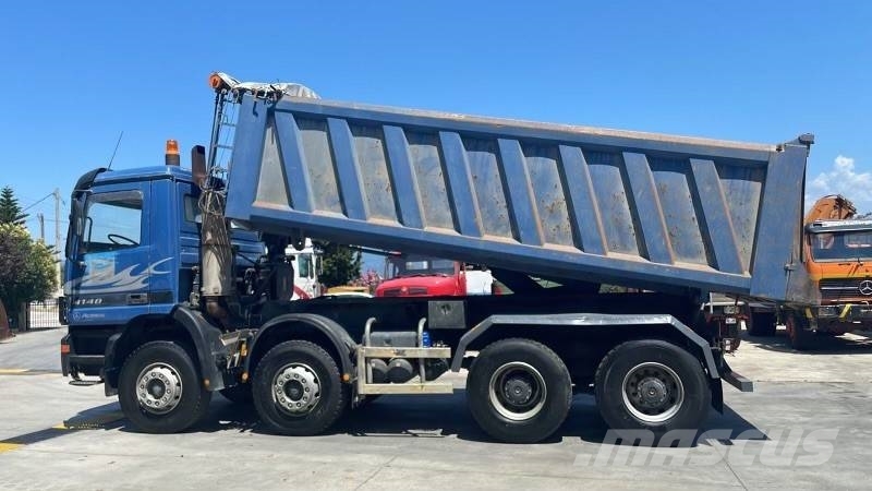 Mercedes-Benz 4148K 8X4 Kipper
