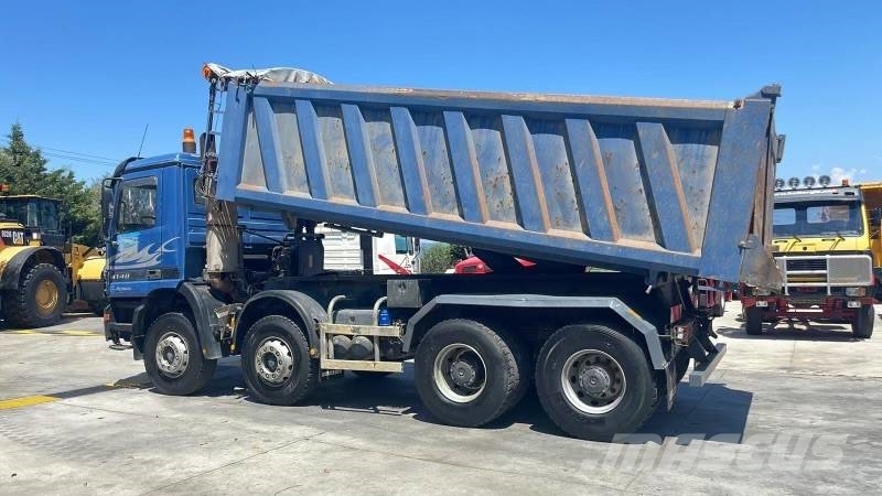 Mercedes-Benz 4148K 8X4 Kipper