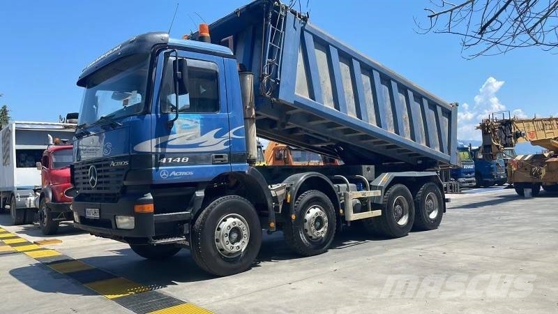 Mercedes-Benz 4148K 8X4 Kipper