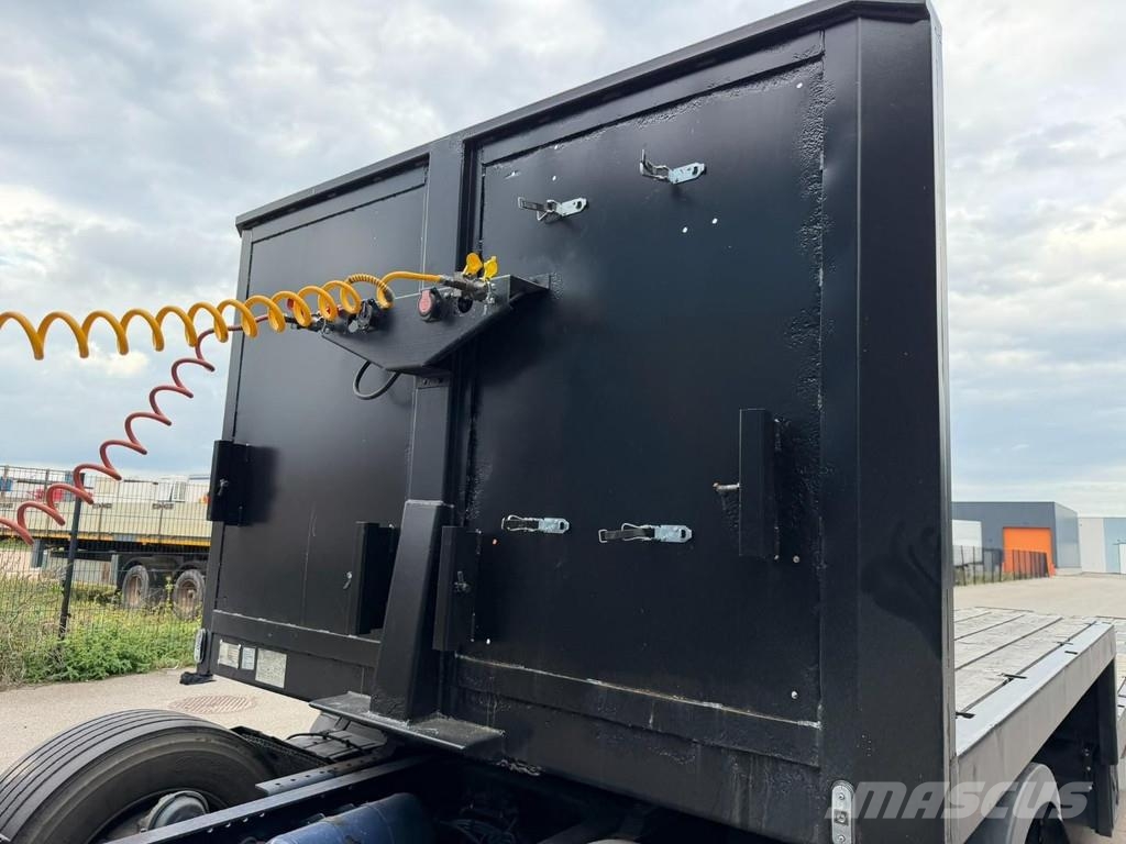 Renders NPSL32 3-AS DIEPLADER (VERNIEUWD) / LOWLOADER (REF Low loader-semi-trailers