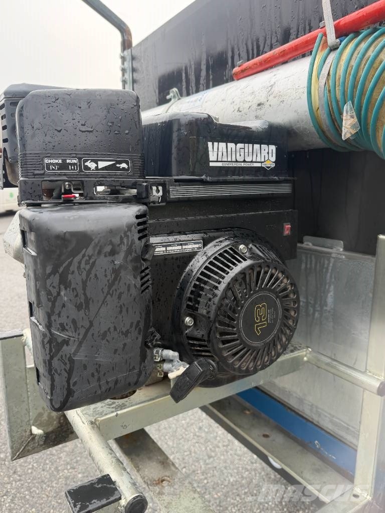 K-vagnen 4000 HT3 Lövlastarvagn Sonstige Kommunalmaschinen