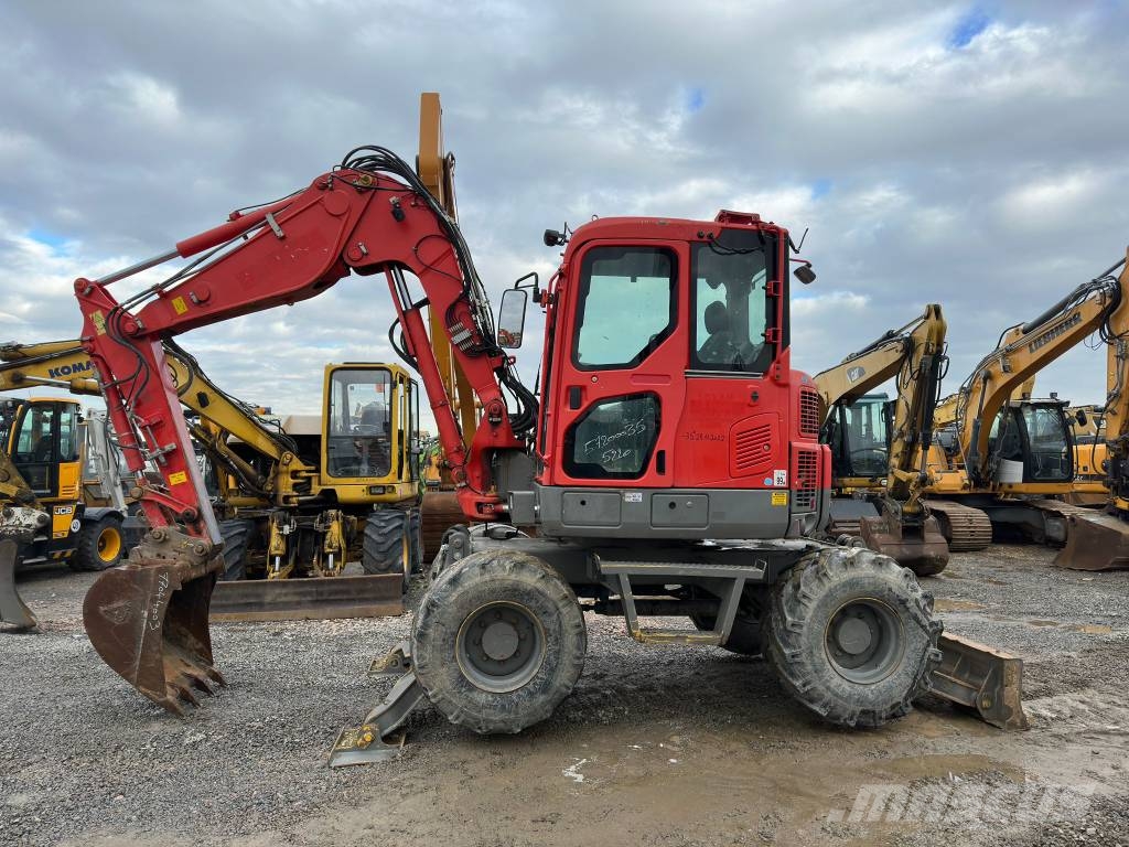 Komatsu PW 98 MR-8 휠 굴삭기