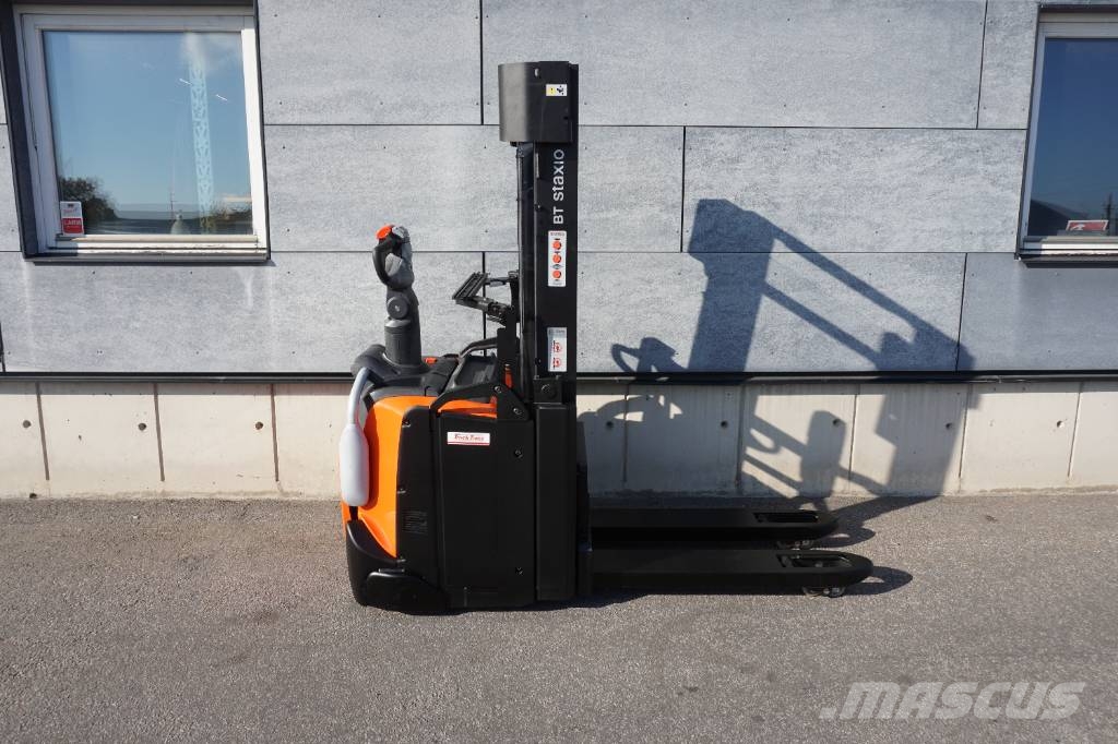 Toyota SPE200L Stapelaar meeloop