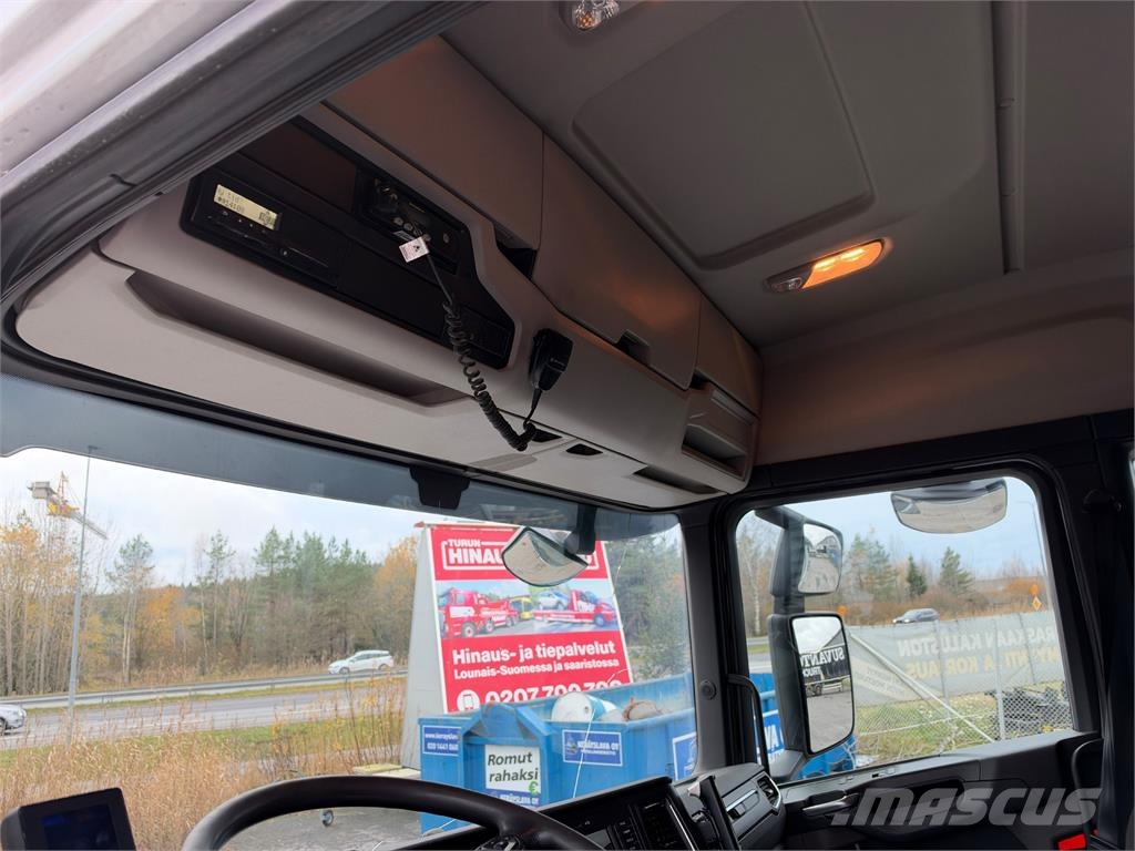 Scania P410 6x2*4 Koukkulava kuorma-autot