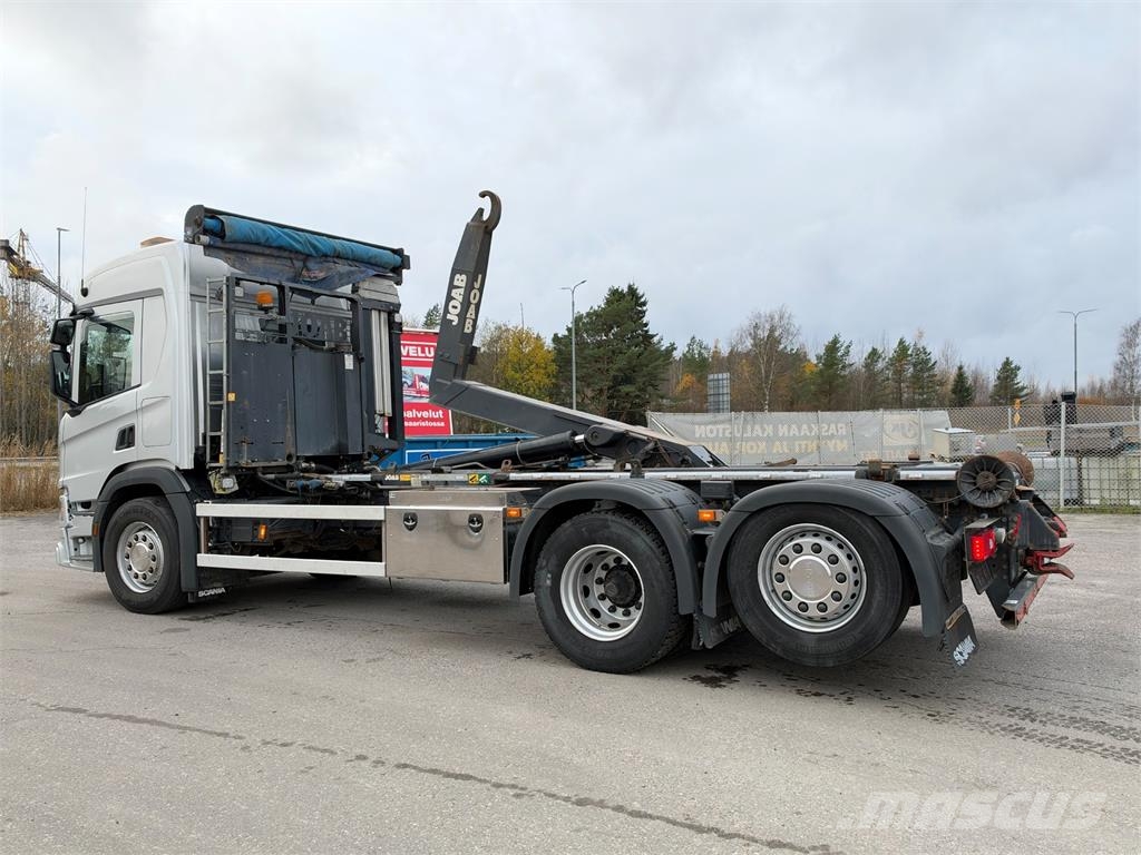 Scania P410 6x2*4 Koukkulava kuorma-autot