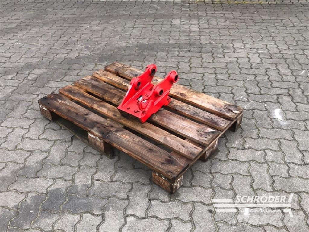 CAT SCHNELLWECHSLER LEHNHOFF MS03 Запчастини та додаткове обладнання для фронтальних навантажувачів
