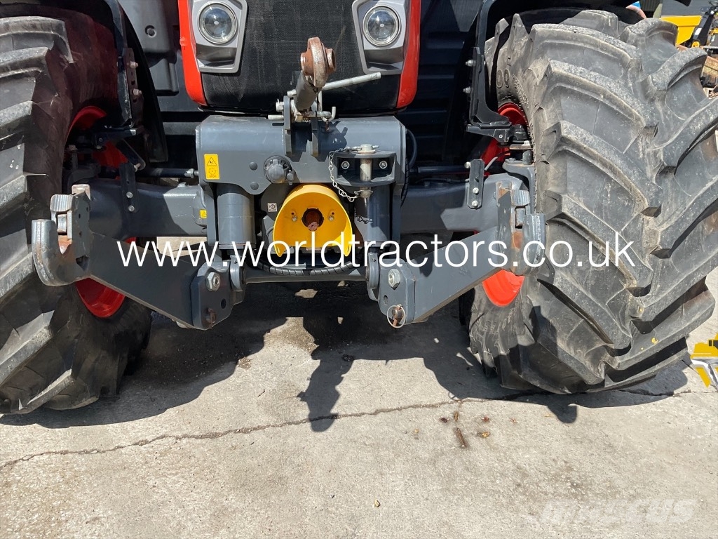 Kubota M 7-173 Tractors